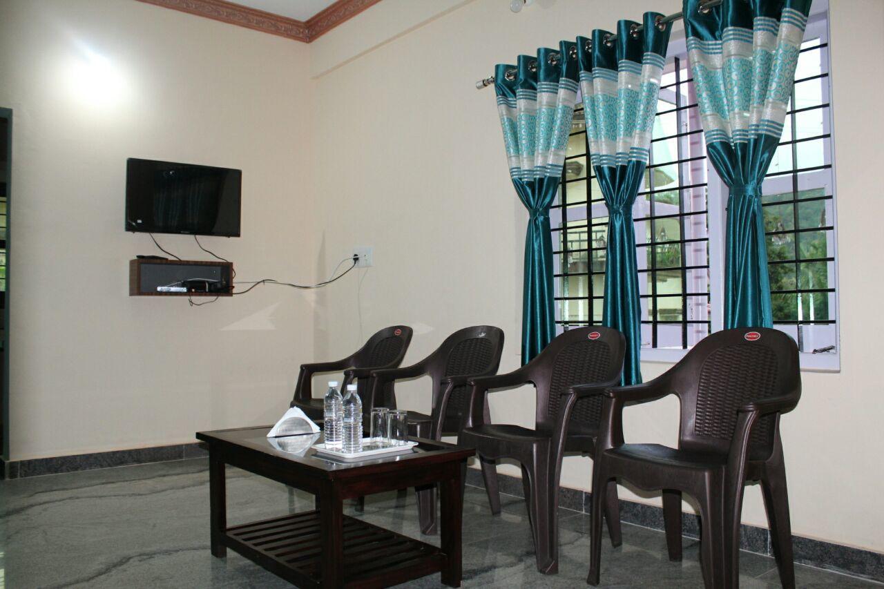 Iroomz Sri Vinayaka Comfort فيراجبيت المظهر الخارجي الصورة