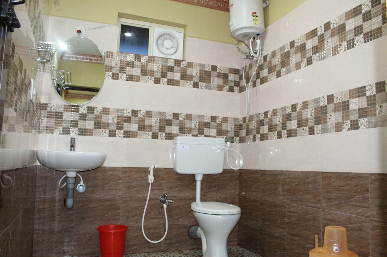 Iroomz Sri Vinayaka Comfort فيراجبيت المظهر الخارجي الصورة